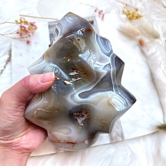 1.94kg Large Agate Flame Carving | Statement Piece - Picture 3 of 6
